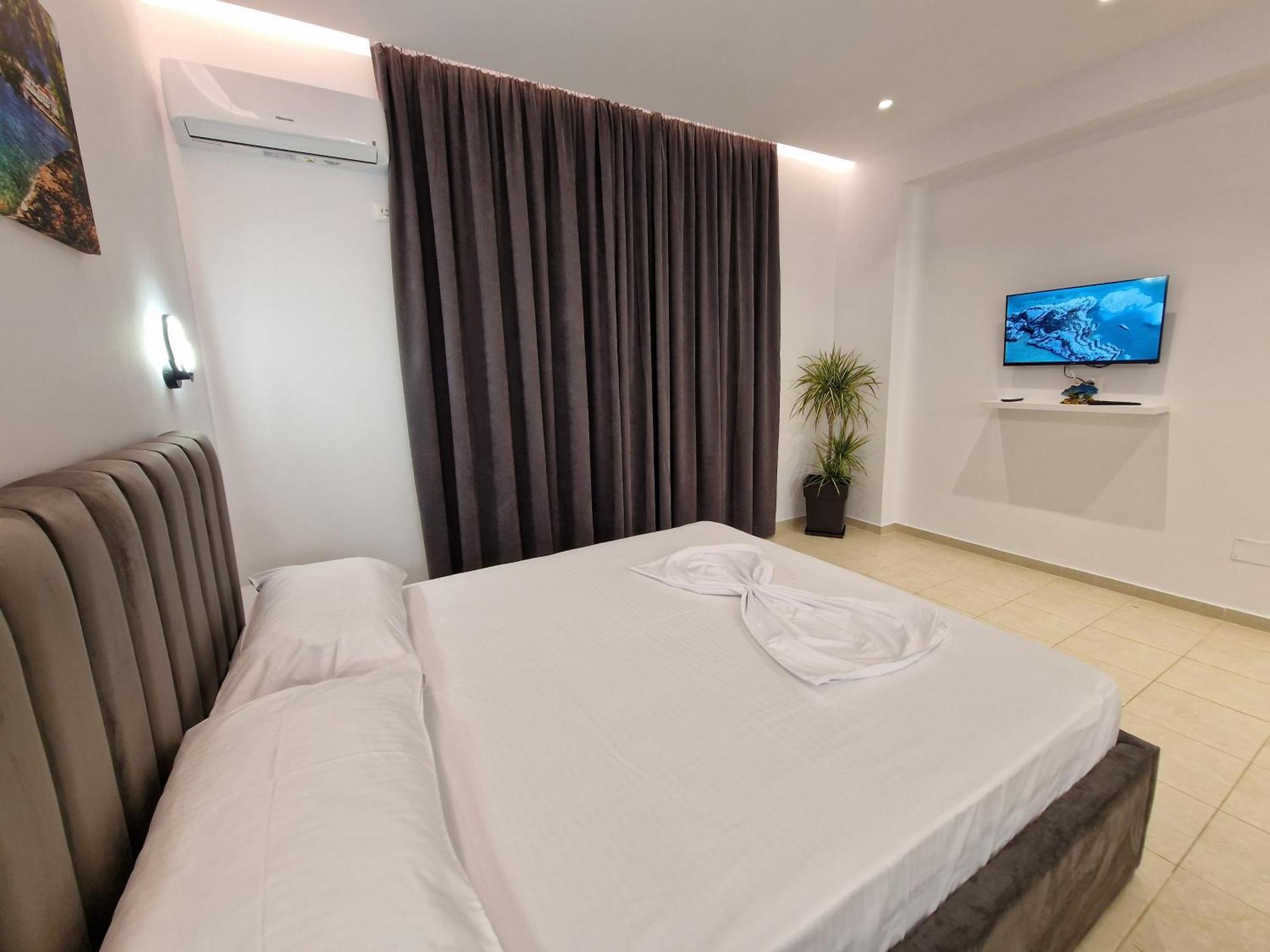 קסאמיל Feniks Hotel מראה חיצוני תמונה