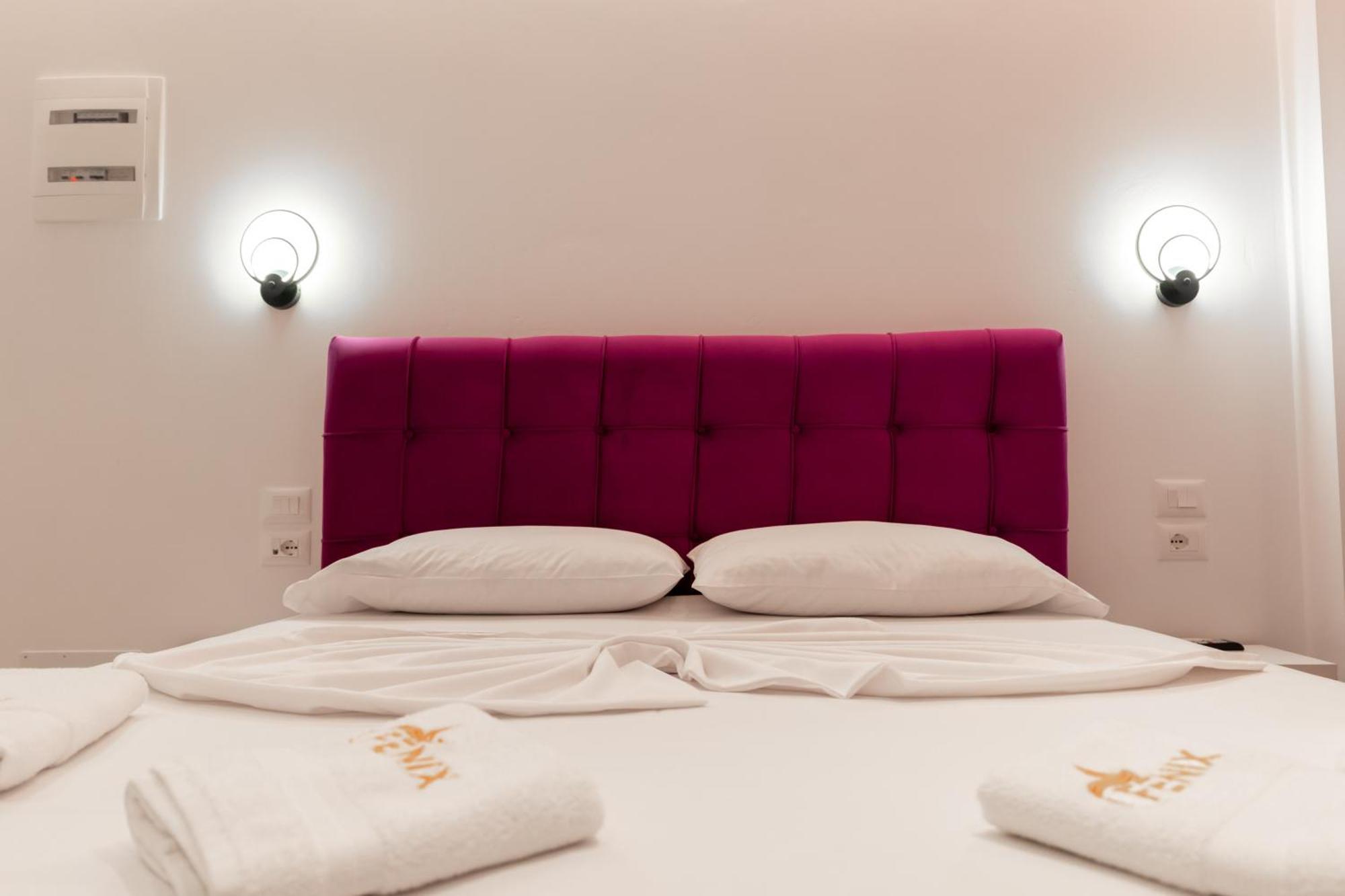 קסאמיל Feniks Hotel מראה חיצוני תמונה